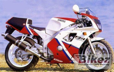 1991 Yamaha FZR 400 RR photo